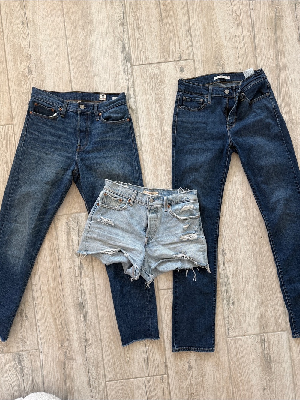 Levi’s women’s size 28 denim bundle